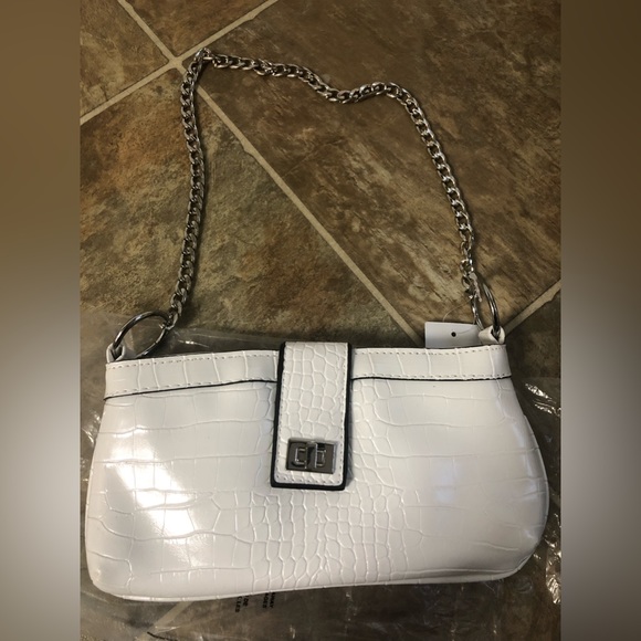 2 WOMENS RUE21 HANDBAGS - Picture 5 of 12